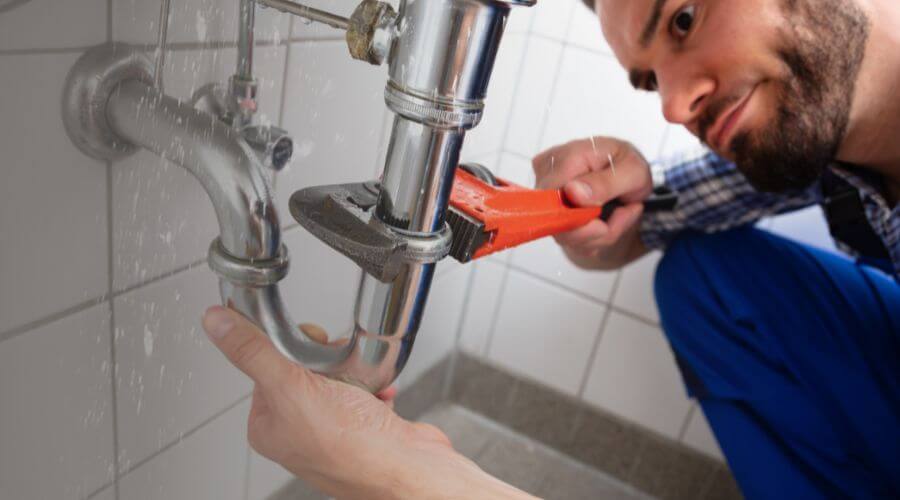 Professional same day plumber services in Hartford, KS